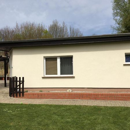 Schoener Ferienbungalow Umgeben Von Natur Und Nicht Weit Zur Ostsee Neubukow Eksteriør bilde
